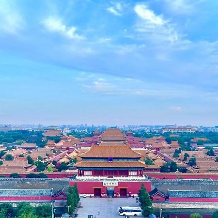 Base-Beijing Wangfujing Serviced Apartment- In Hutong &Bike Rental &Close To Forbidden City, Tian'Anmen Square &Subway Nearby &Free Coffee &Washing Machine,Kitchen &Restaurant Discount &English Speaking &High Speed Free Wifi Exterior photo The Forbidden City
